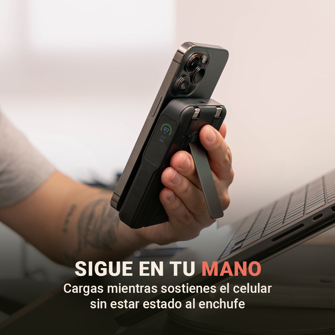 Power Bank Magnético 4-en-1 con Pantalla · 10.000mAh